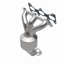 Load image into Gallery viewer, MagnaFlow Direct Fit Catalytic Converter 05-08 Kia Sportage 2.7L Driver Side