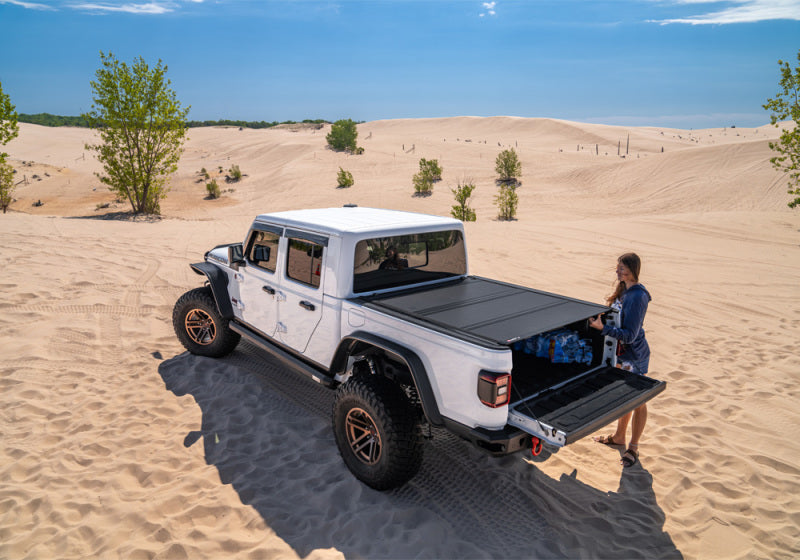 BAK 2020 Jeep Gladiator 5ft Bed BAKFlip MX4 - GTR Auto