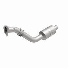 Load image into Gallery viewer, MagnaFlow Direct Fit Catalytic Converter 04-06 Chrysler Pacifica 3.5