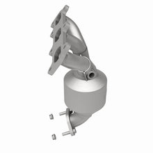 Load image into Gallery viewer, MagnaFlow Direct Fit Catalytic Converter 01-04 Hyundai Santa Fe 2.7L