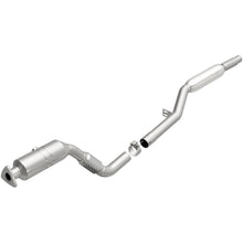 Load image into Gallery viewer, MagnaFlow Direct Fit Catalytic Converter 2005-2007 A6 QUATTRO 3.2L Underbody