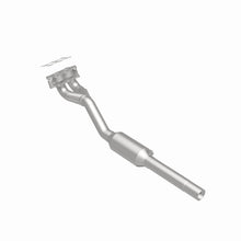 Load image into Gallery viewer, MagnaFlow Direct Fit Catalytic Converter 98-03 VW Beetle 2.0L