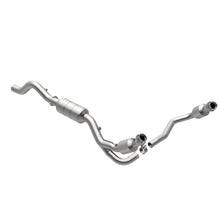 Load image into Gallery viewer, MagnaFlow Direct Fit Catalytic Converter 00-03 Durango 4WD 5.9L