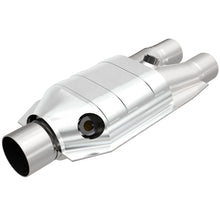 Load image into Gallery viewer, MagnaFlow Universal Catalytic Converter 2.5/2 Single/Dual O2