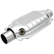 Load image into Gallery viewer, MagnaFlow Universal Catalytic Converter 2.25 Dual O2 Boss
