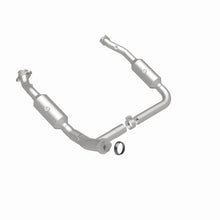 Load image into Gallery viewer, MagnaFlow Direct Fit Catalytic Converter 06-07 Explorer 4.0L OEM