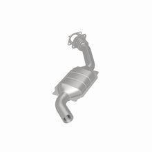Load image into Gallery viewer, MagnaFlow Direct Fit Catalytic Converter 00-04 Ford Taurus 3.0L