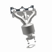 Load image into Gallery viewer, MagnaFlow Direct Fit Catalytic Converter 06 Kia Optima 2.7L