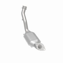 Load image into Gallery viewer, MagnaFlow Direct Fit Catalytic Converter 97-01 Explorer-Mountaineer