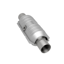Load image into Gallery viewer, MagnaFlow Universal Catalytic Converter 2.25 Midbed O2 Front CA