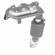 Load image into Gallery viewer, MagnaFlow Direct Fit Catalytic Converter 97-00 Toyota Camry 3.0L