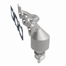 Load image into Gallery viewer, MagnaFlow Direct Fit Catalytic Converter 2008 Hyundai Sonata 3.3L