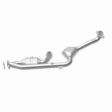 Load image into Gallery viewer, MagnaFlow Direct Fit Catalytic Converter 99-01 Continental 4.6L 50S