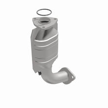 Load image into Gallery viewer, MagnaFlow Direct Fit Catalytic Converter 99-03 Chevy Tracker 2.0L
