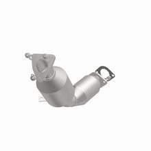 Load image into Gallery viewer, MagnaFlow Direct Fit Catalytic Conv 04-06 Nissan 350Z 3.5L / 04-07 Infiniti G35 3.5L - Left Side