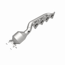 Load image into Gallery viewer, MagnaFlow Direct Fit Catalytic Converter 2009 Kia Borrego 4.6L Driver Side