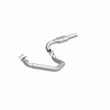 Load image into Gallery viewer, MagnaFlow Direct Fit Catalytic Converter 03-07 GM 2500/3500 D/S OEM