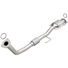 Load image into Gallery viewer, MagnaFlow Direct Fit Catalytic Converter 1996 Toyota Camry 2.2L