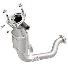 Load image into Gallery viewer, MagnaFlow Direct Fit Catalytic Converter 01-04 Escape 2.0 OEM