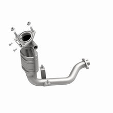 Load image into Gallery viewer, MagnaFlow Direct Fit Catalytic Converter 01-04 Escape 2.0 OEM