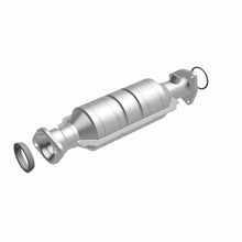 Load image into Gallery viewer, MagnaFlow Direct Fit Catalytic Converter 1998 Honda Odyssey 2.3L