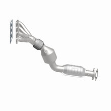 Load image into Gallery viewer, MagnaFlow Direct Fit Catalytic Converter 02-06 Cooper/S Manifold