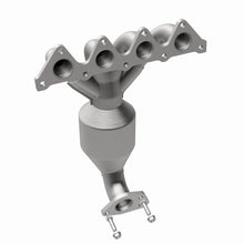 Load image into Gallery viewer, MagnaFlow Direct Fit Catalytic Converter 10-11 Hyundai Accent 1.6L