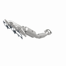 Load image into Gallery viewer, MagnaFlow Direct Fit Catalytic Converter 08-09 Ford Focus 2.0L