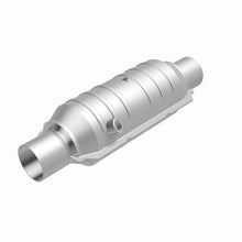 Load image into Gallery viewer, MagnaFlow Universal Catalytic Converter 2.50 HM Angled O2