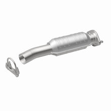 Load image into Gallery viewer, MagnaFlow Direct Fit Catalytic Converter 04 Toyota Sienna 3.3L