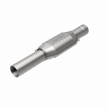 Load image into Gallery viewer, MagnaFlow Direct Fit Catalytic Converter Gm
