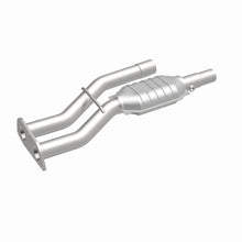 Load image into Gallery viewer, MagnaFlow Direct Fit Catalytic Converter 98 GM Truck 5.7L