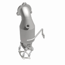 Load image into Gallery viewer, MagnaFlow Direct Fit Catalytic Converter 00-04 S40/V40 1.9L frt OEM