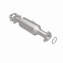Load image into Gallery viewer, MagnaFlow Direct Fit Catalytic Converter OEM 2001-2002 Acura MDX/2003-2004 Honda Pilot Underbody