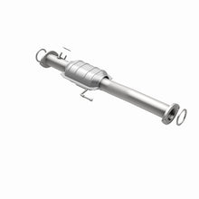 Load image into Gallery viewer, MagnaFlow Direct Fit Catalytic Converter 99-02 4Runner 3.4L rear OEM