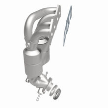 Load image into Gallery viewer, MagnaFlow Direct Fit Catalytic Converter 01-03 Toyota RAV4 2.0L