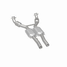 Load image into Gallery viewer, MagnaFlow Direct Fit Catalytic Converter 04 Chevrolet Corvette 5.7L *NOT FOR SALE IN CALIFORNIA*