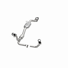 Load image into Gallery viewer, MagnaFlow Direct Fit Catalytic Converter 01-05 Chevy Blazer 4.3L 2WD