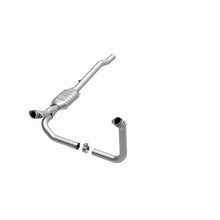 Load image into Gallery viewer, MagnaFlow Direct Fit Catalytic Converter 02-03 Dodge Ram 1500 Pickup 4.7L 4WD