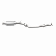 Load image into Gallery viewer, MagnaFlow Direct Fit Catalytic Converter 99-02 Lanos 1.6 rear OEM