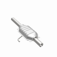 Load image into Gallery viewer, MagnaFlow Direct Fit Catalytic Converter Jeep 81 86