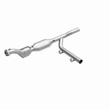 Load image into Gallery viewer, MagnaFlow Direct Fit Catalytic Converter 97-98 Ford Trucks 4.6L