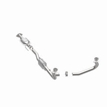 Load image into Gallery viewer, MagnaFlow Direct Fit Catalytic Converter 96-97 Ford Aerostar 4.0L