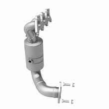 Load image into Gallery viewer, MagnaFlow Direct Fit Catalytic Converter 07-09 Chrysler Sebring 2.7L