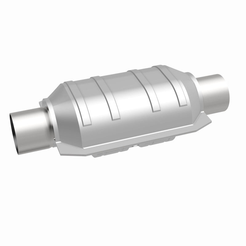 MagnaFlow Universal Catalytic Converter 2.25 inch Inlet/Outlet Center/Center Oval (CA OBDII)