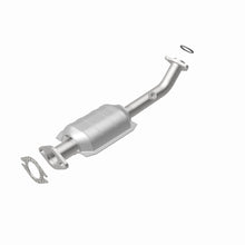 Load image into Gallery viewer, MagnaFlow Direct Fit Catalytic Converter 01-04 Pathfinder Driver Side Rear