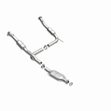 Load image into Gallery viewer, MagnaFlow Direct Fit Catalytic Converter 04 Lincoln Aviator 4.6L