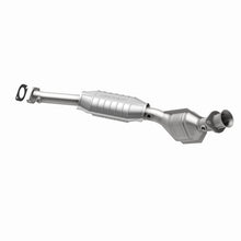 Load image into Gallery viewer, MagnaFlow Direct Fit Catalytic Converter 96-00 Crown Vic 4.6L OEM