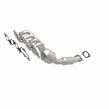 Load image into Gallery viewer, MagnaFlow Direct Fit Catalytic Converter 05-06 Ford Focus 2.0L