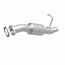Load image into Gallery viewer, MagnaFlow Direct Fit Catalytic Converter 05 Silverado 2500HD 6.0L